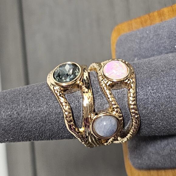 River Ring Size 7 - Picture 3 of 12